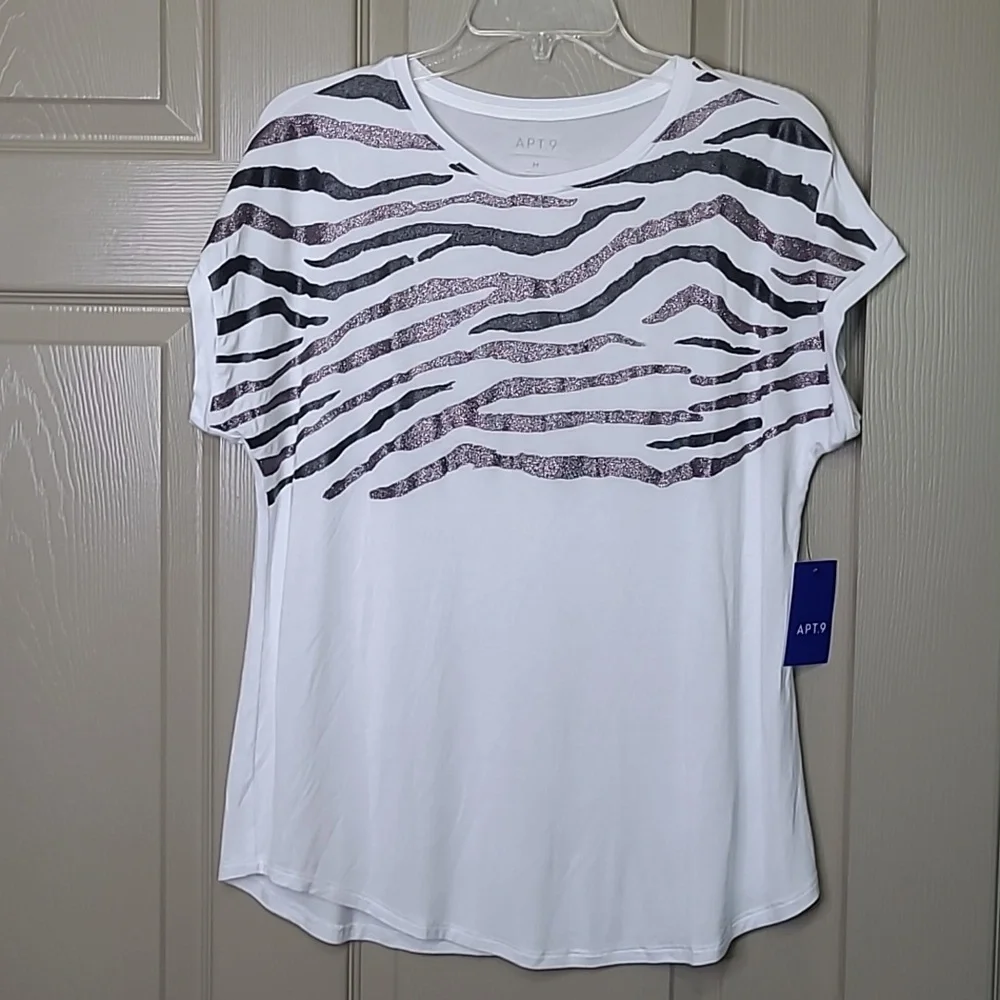 NWT Apt. 9 White Zebra Print Glitter Top Size Medium - Picture 6 of 7